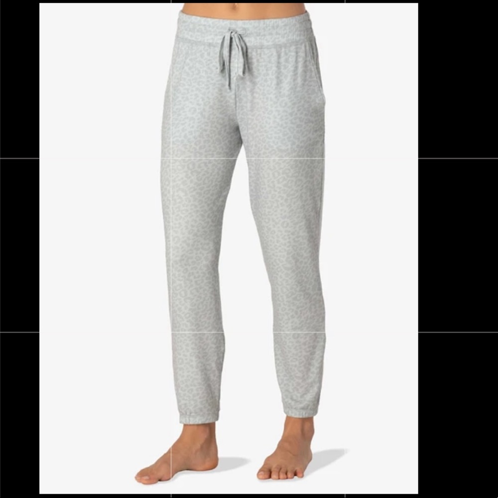 COPY - Beyond Yoga Leopard Printed Living Easy Sweats